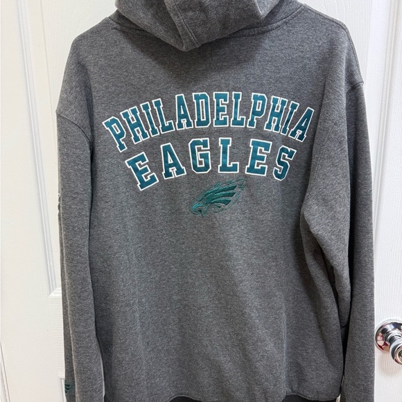 NWT Philadelphia Eagles Gray Hoodie, Size Medium - Picture 3 of 7